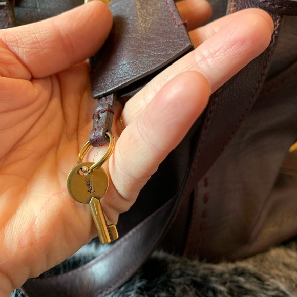 Yves St Laurent muse - Picture 3 of 7